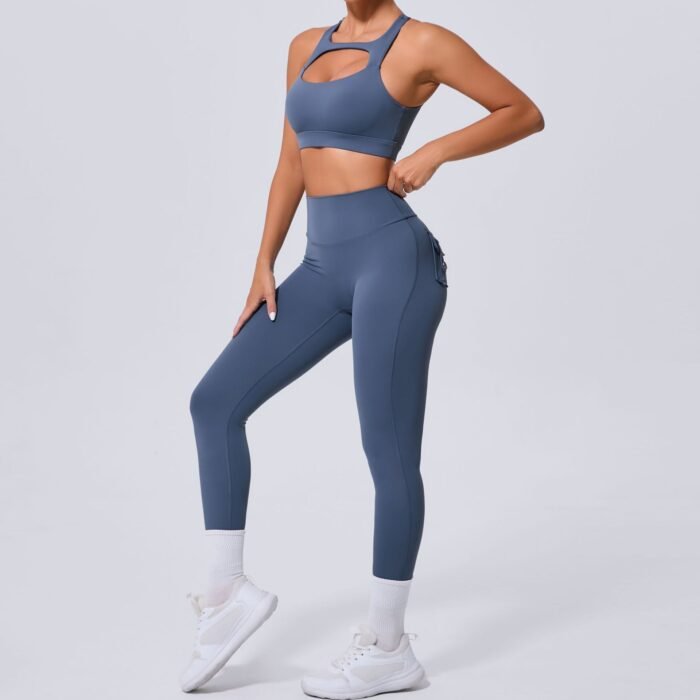 Push Up Sports bra and pockets pants fitness wear H011 - Image 4