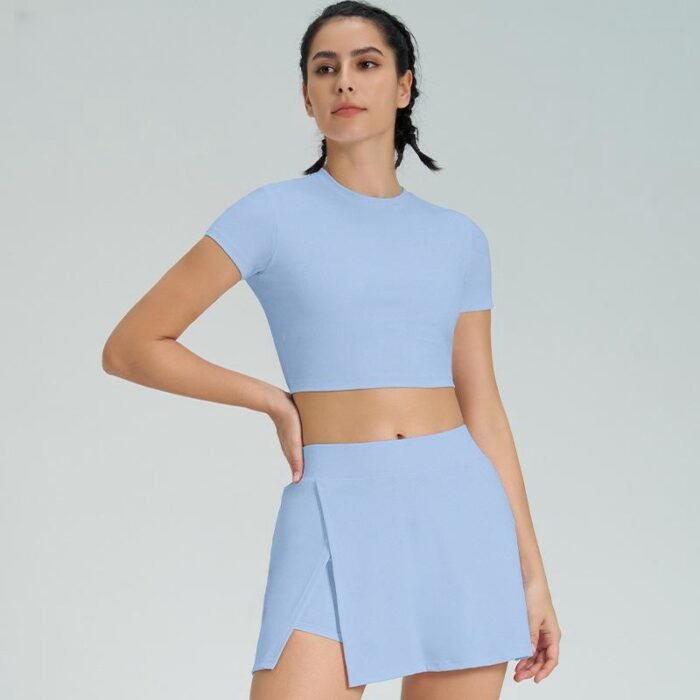 Built in short Sleeve Tops and Shorts Workout Suits H021 - Image 5