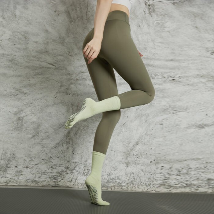 Five finger non slip gym socks T007 - Image 8