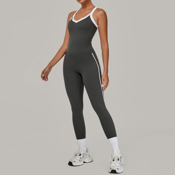 Women Deep V Collar Built In Vests and Leggings Workout Suits H042 - Image 6